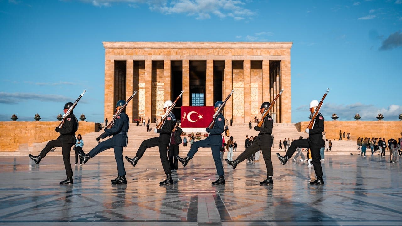Anitkabir – Atatiurko mauzoliejus ir modernios Turkijos simbolis Ankaroje