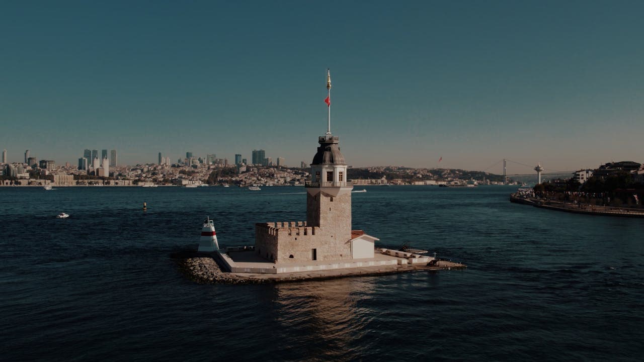 Mergelės bokštas Stambule Turkijoje