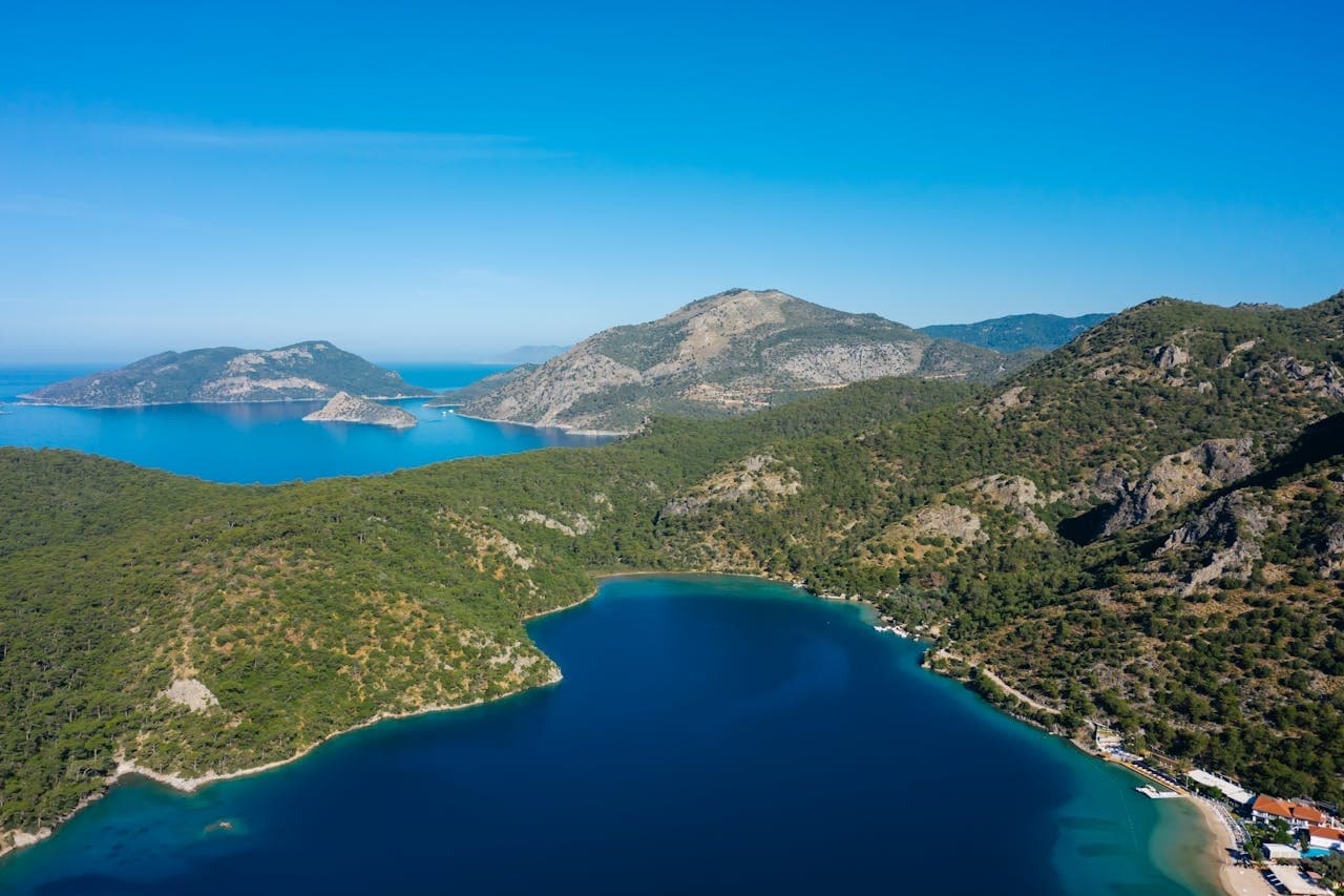 Fetija – vaizdingas Turkijos Egėjo pakrantės miestas.